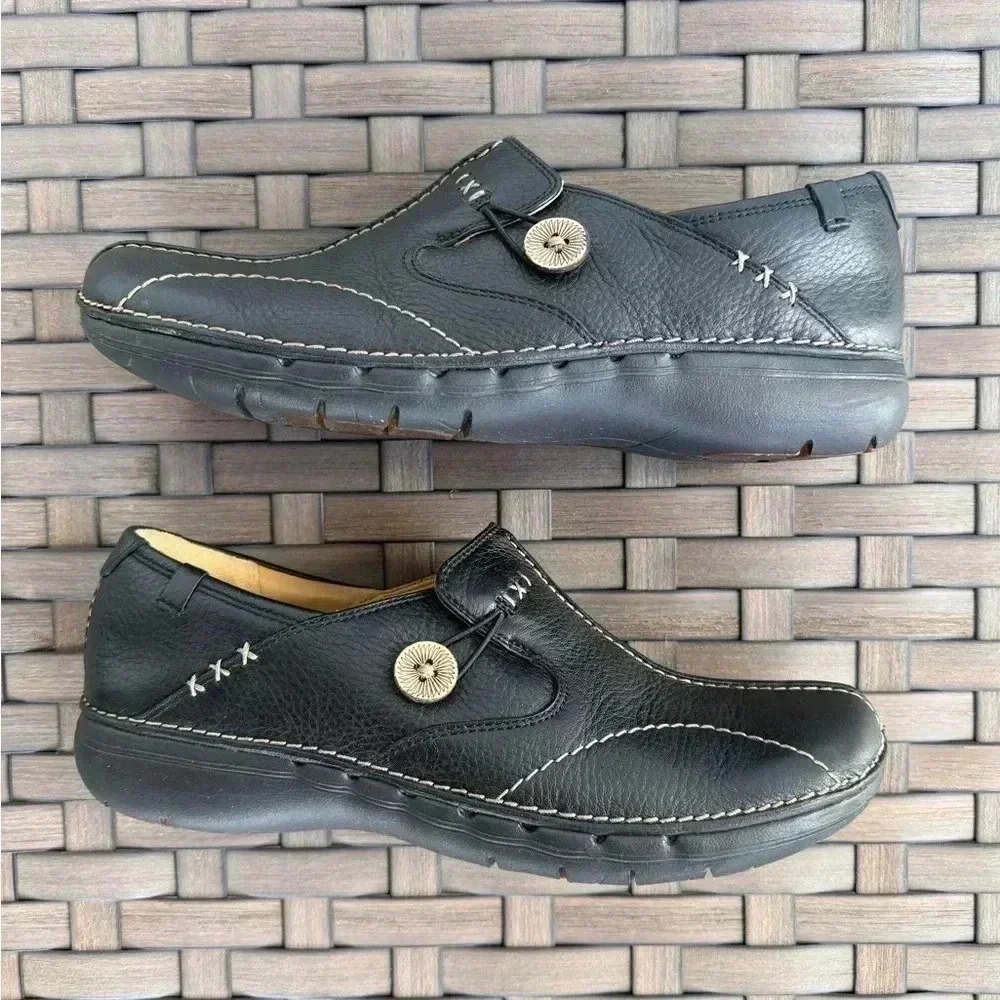Clarks Unstructured Un Loop Black Leather Women’s Size 9.5 Rubber Sole